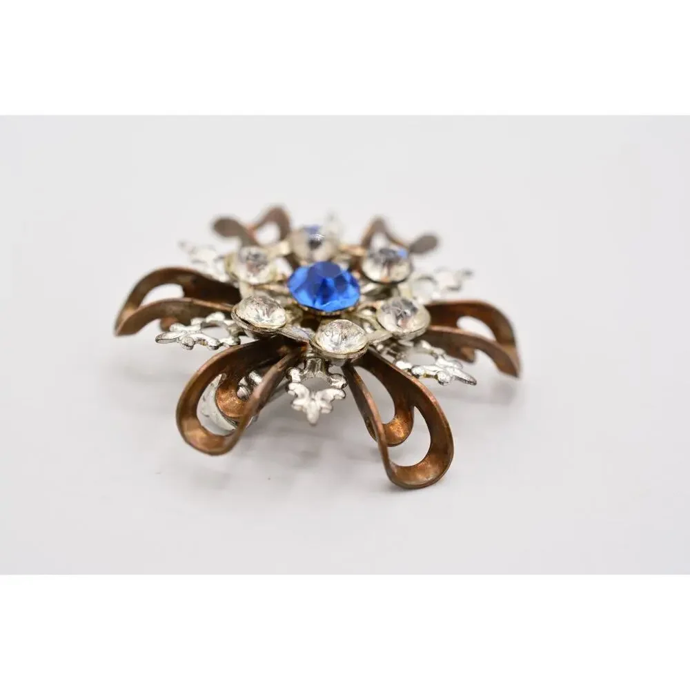 Vintage Flower Pin Brooch Brass Tone Metal Blue Rhinestone 3D Elegant 70s BinAL